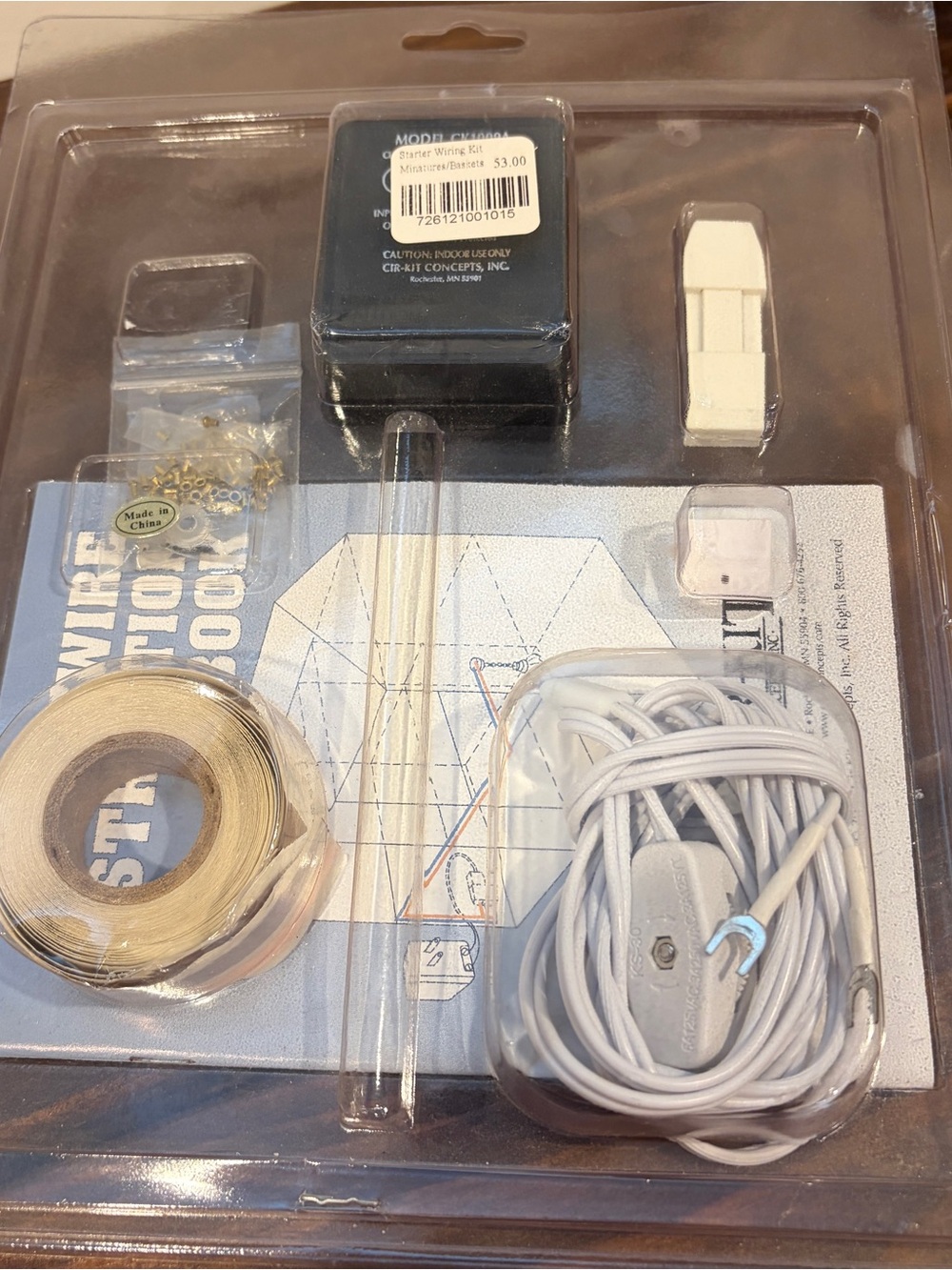 Cir-Kit Concepts CK1015 Starter Wiring Kit for Dollhouse Lighting     READ